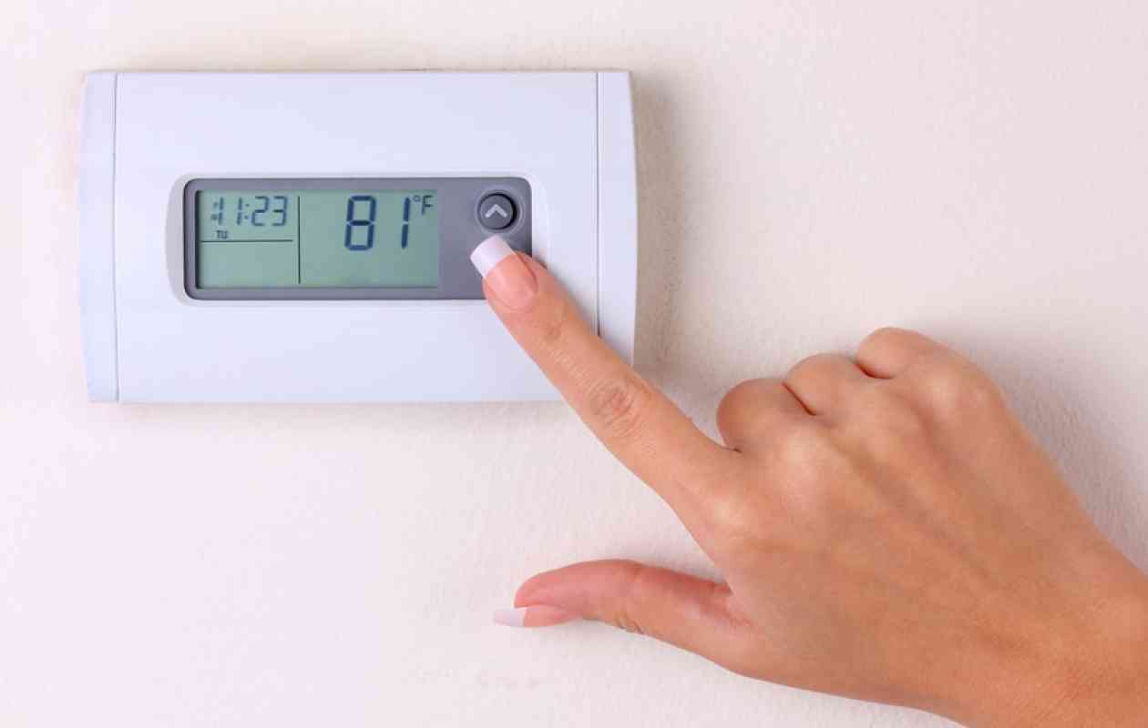 Does Turning off the AC during the Day save Energy?